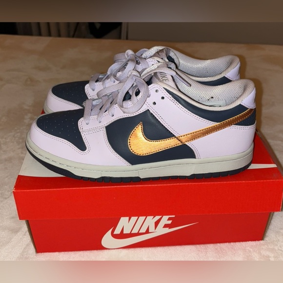 Nike Dunk Low SE GS 'Copper Swoosh' - Picture 1 of 3